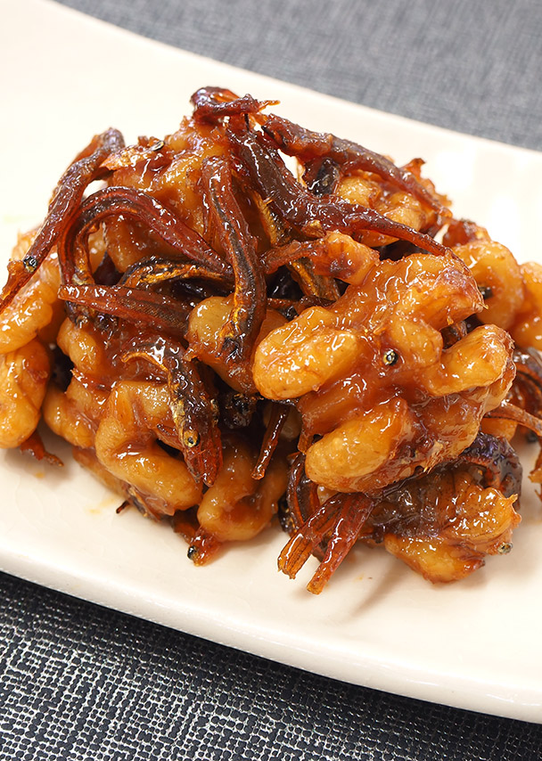 小女子くるみ カネハツの商品情報 お豆を中心としたつくだ煮 お惣菜とおせち おいしいかんどうずっといつまでも カネハツ食品株式会社