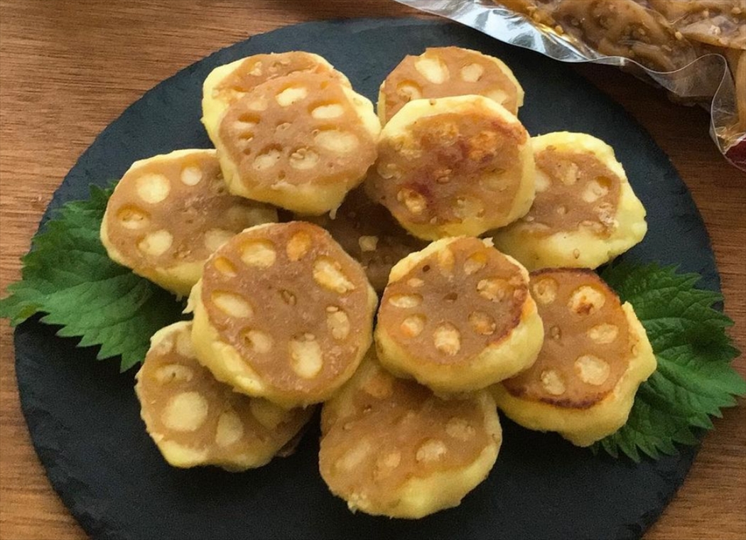いももちの蓮根挟み おすすめアレンジレシピ お豆を中心としたつくだ煮 お惣菜とおせち おいしいかんどうずっといつまでも カネハツ食品株式会社
