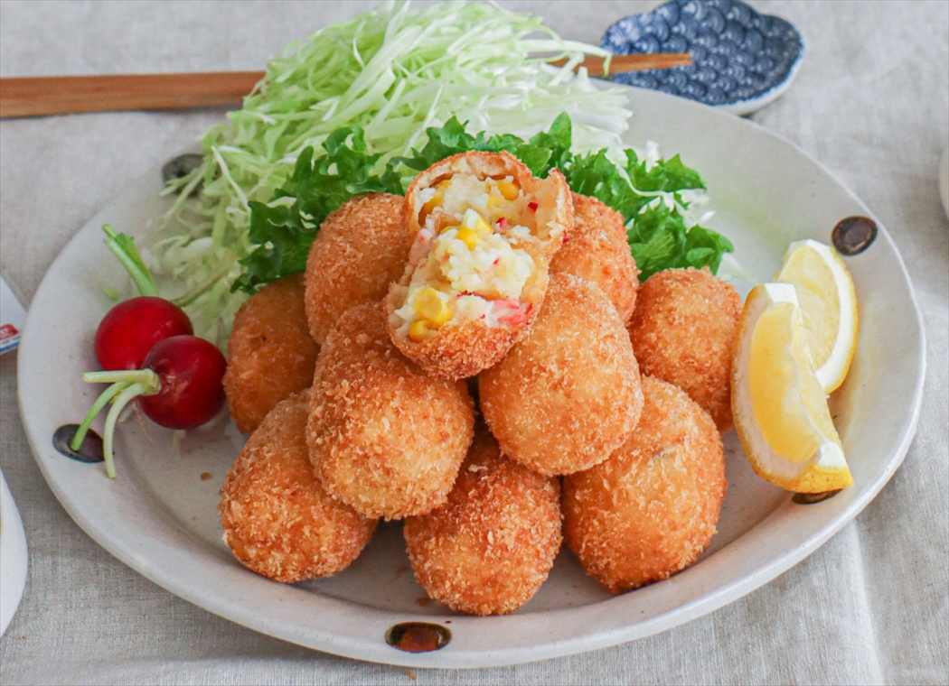 コーンとかにかまのクリーミーコロッケ おすすめアレンジレシピ お豆を中心としたつくだ煮 お惣菜とおせち おいしいかんどうずっといつまでも カネハツ食品株式会社
