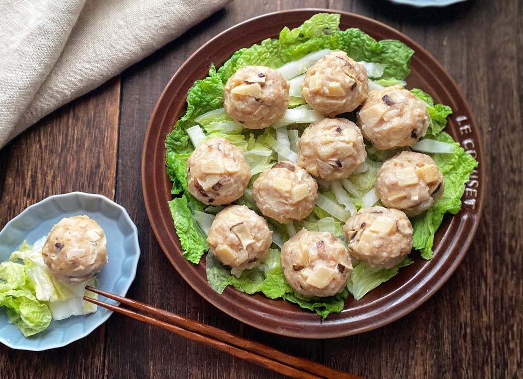 ゴロッとたけのこの蒸し肉団子 おすすめアレンジレシピ お豆を中心としたつくだ煮 お惣菜とおせち おいしいかんどうずっといつまでも カネハツ食品株式会社