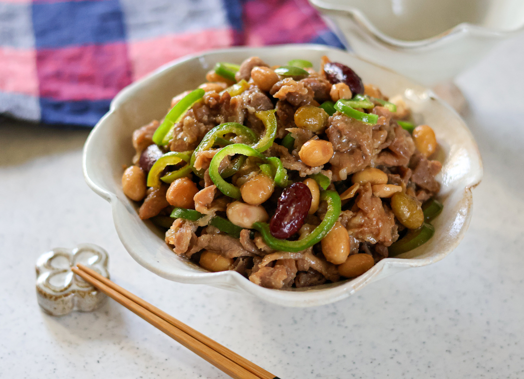 レンジで作る簡単おかず！豚こまとお豆のしぐれ煮